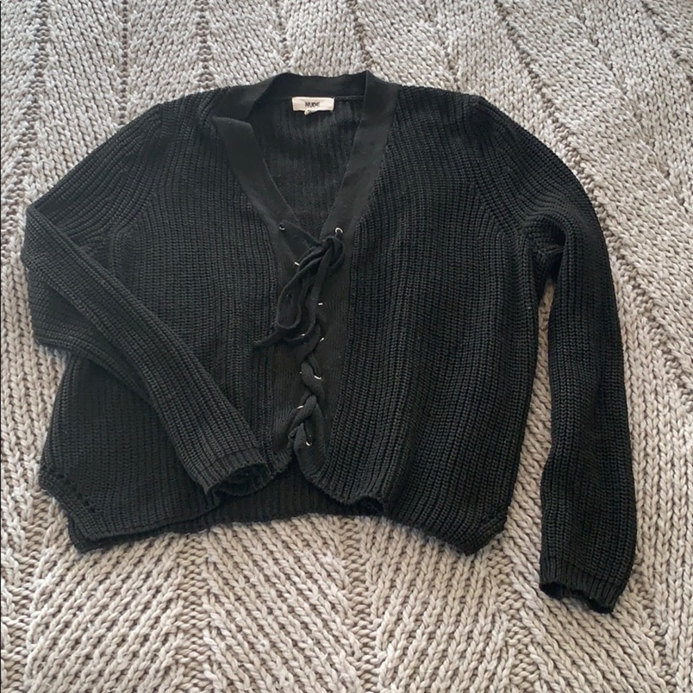Black sweater 🖤